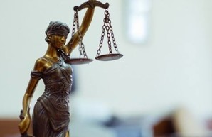 За желание получать в 7 раз больше, глава РГА сел на три года