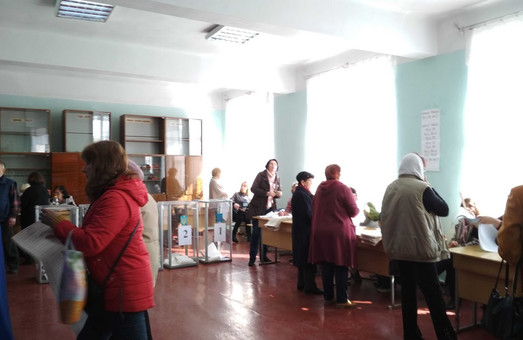 Какие избирательные участки в Одесской области открылись с опозданием