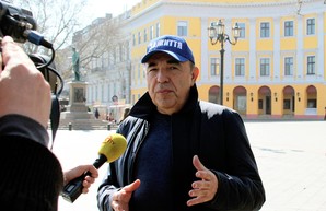 Рабинович: «Нам не нужен МВФ, мы и так богатая страна. Нет никакого кризиса - они воруют наши деньги!»