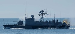 В море неподалеку от Одессы ВМС Украины и канадский фрегат провели совместные учения (ФОТО, ВИДЕО)