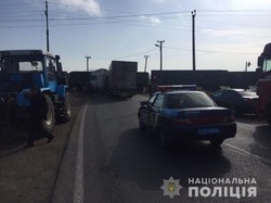 ЧП на Одесской железной дороге: грузовик врезался в товарный поезд