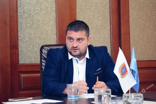Депутат Одесского облсовета называет основной проблемой Украины сросшуюся с бизнесом власть