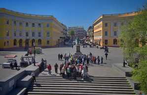 Завтра в Одессе на Потемкинской лестнице отметят День матери