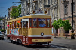 «Трамвай Счастья» радовал маленьких одесситов (ФОТО)