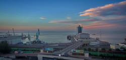 Город у моря: вечерняя Одесса с высоты полета беспилотника (ФОТО)