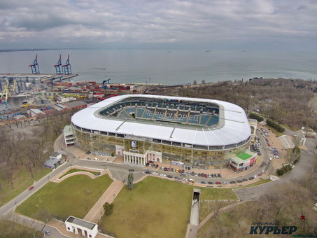 Сегодня на стадионе «Черноморец» будут играть мэры