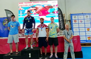 Одессит завоевал серебро на международном турнире по греко-римской борьбе