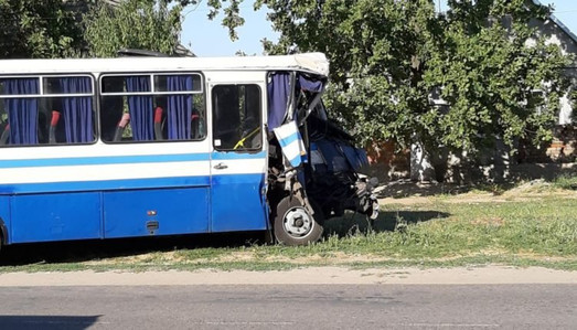 Десять пострадавших во вчерашнем ДТП под Одессой остаются в больнице