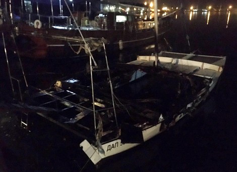 В Одесской области спасатели тушили яхту депутата