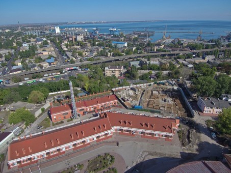 В Одессе продолжается капитальный ремонт инфекционной больницы
