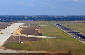 Новый перронный комплекс в аэропорту Одессы сможет обслуживать до восьми самолётов