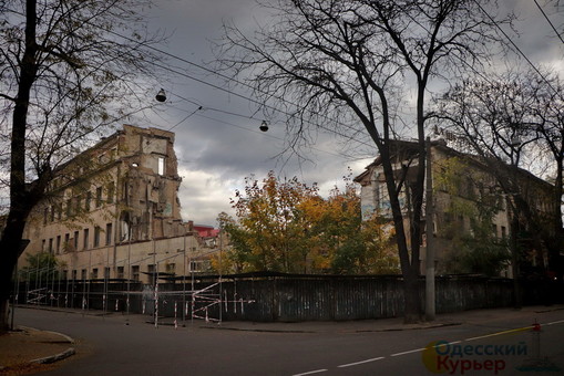 В Одессе вместо бывшей бани на Торговой построят шестиэтажный ТРЦ с подземной парковкой