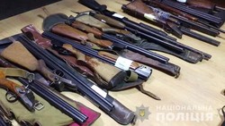 Свыше 100 тысяч патронов и почти 500 единиц оружия сдали в полицию жители Одесской области