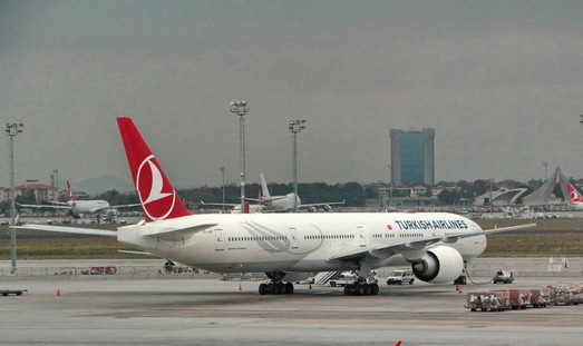 В одесском аэропорту совершил жёсткую посадку самолёт турецких авиалиний