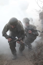 Более сотни новобранцев в Одесской области получили береты морского пехотинца