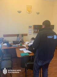 Чиновников миграционной службы в Одесской области подозревают в хищении