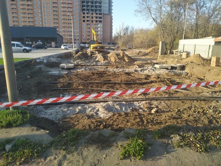 Одесские инспекторы по благоустройству приостановили незаконные работы на Овидиопольской дороге