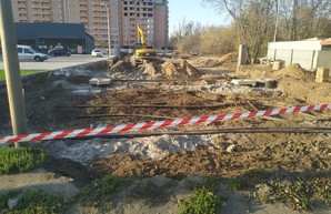 Одесские инспекторы по благоустройству приостановили незаконные работы на Овидиопольской дороге