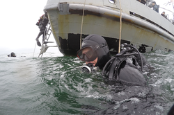 Курсанты одесской водолазной школы отрабатывали погружения в открытом море