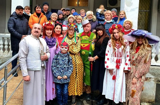 Одесские волонтёры поздравили с Рождеством пациентов военного госпиталя