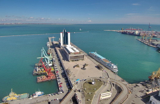 Бывшего начальника Одесского порта подозревают в злоупотреблениях на 21 миллион