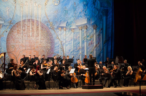 Ценителей классичекой музыки ожидает «Зимний променад в Одесской опере»