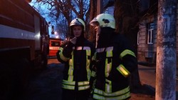 Утром на Молдаванке пожарные тушили жилой дом