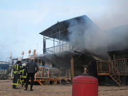 Несколько куреней было уничтожено пожаром на пляже в Одессе