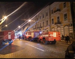В центре Одессы горел трёхэтажный жилой дом