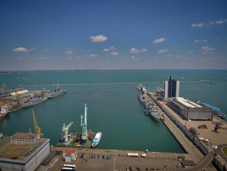 Одесса - на третьем месте в Украине по грузообороту портов