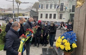 В Одессе почтили память жертв голодоморов